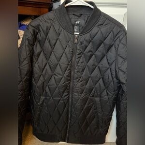 🔥🔥🔥 H&M Diamond Quilted Black Bomber Jacket